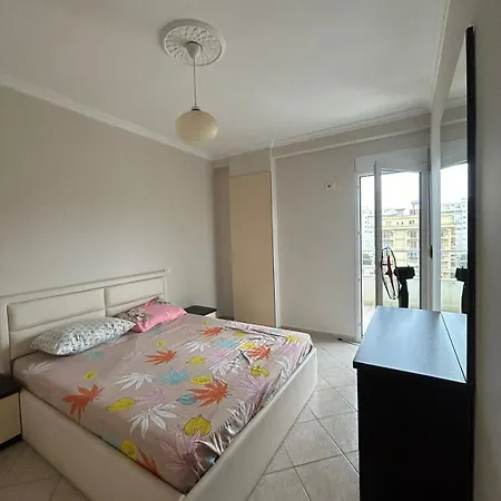 Apartament Shkembi Kavajes * Дуррес